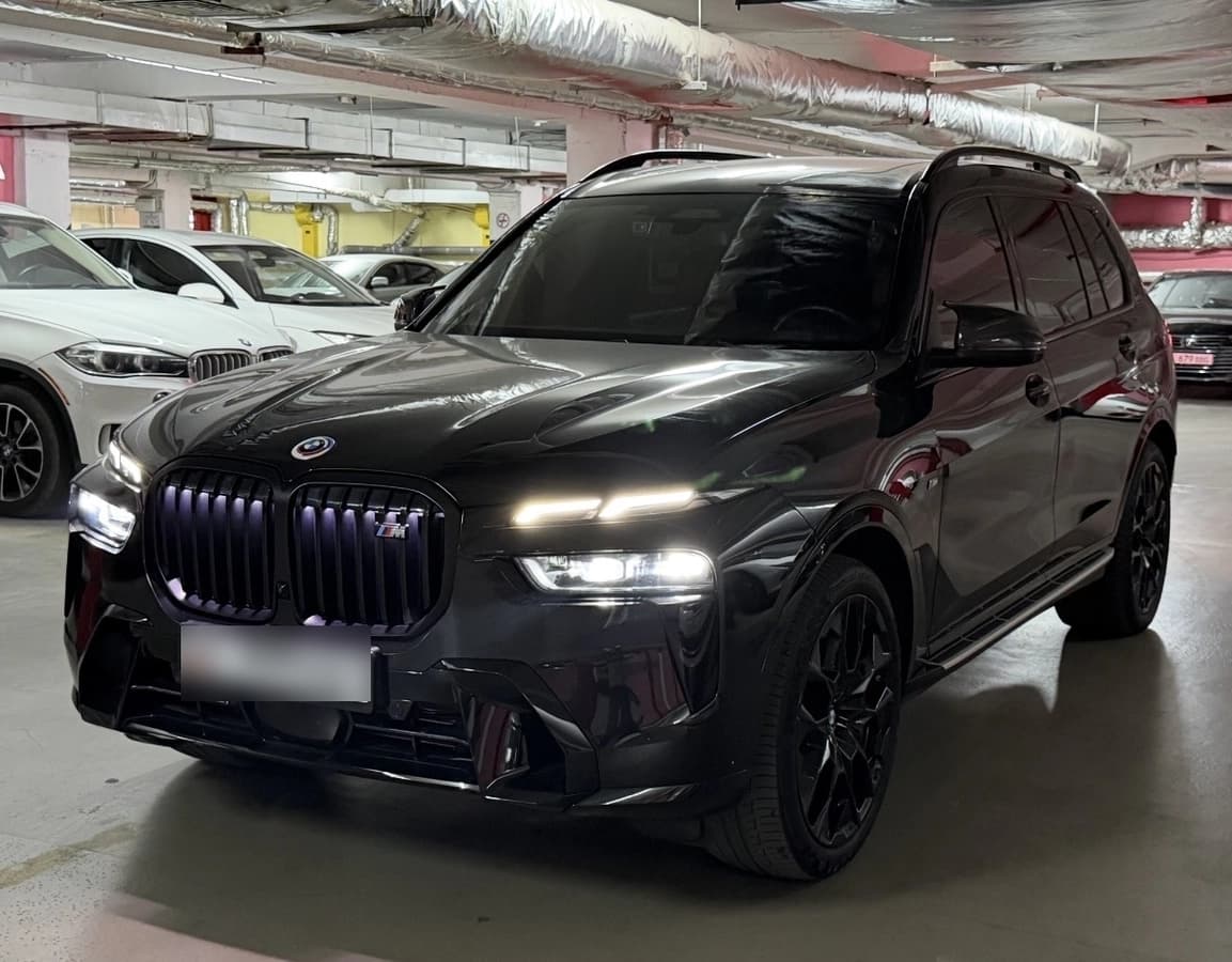 BMW X7 I (G07) Рестайлинг 40i 3.0 AT 4WD